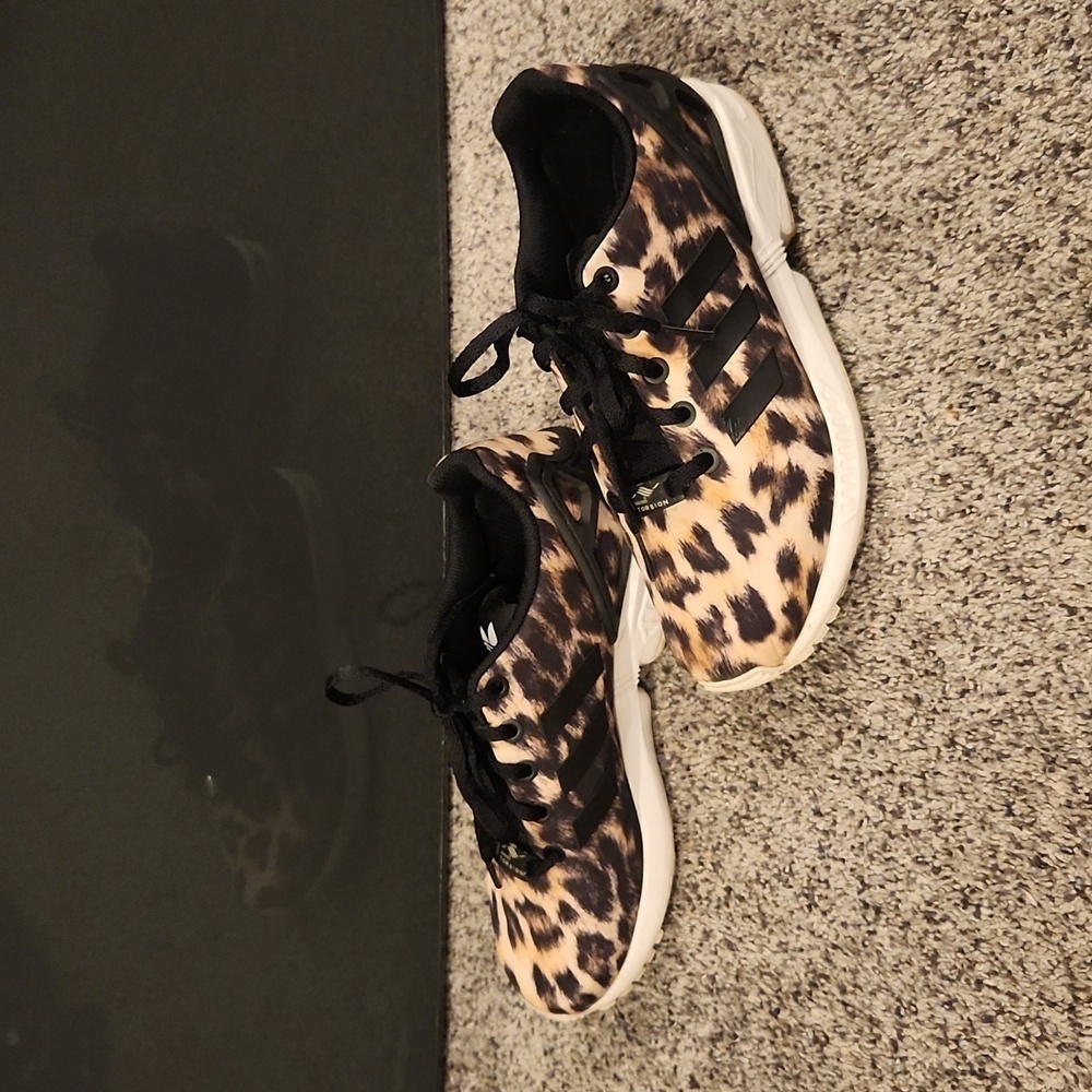 Adidas Torsion SZ 4 Lepeord Print Shoes - Picture 2 of 9